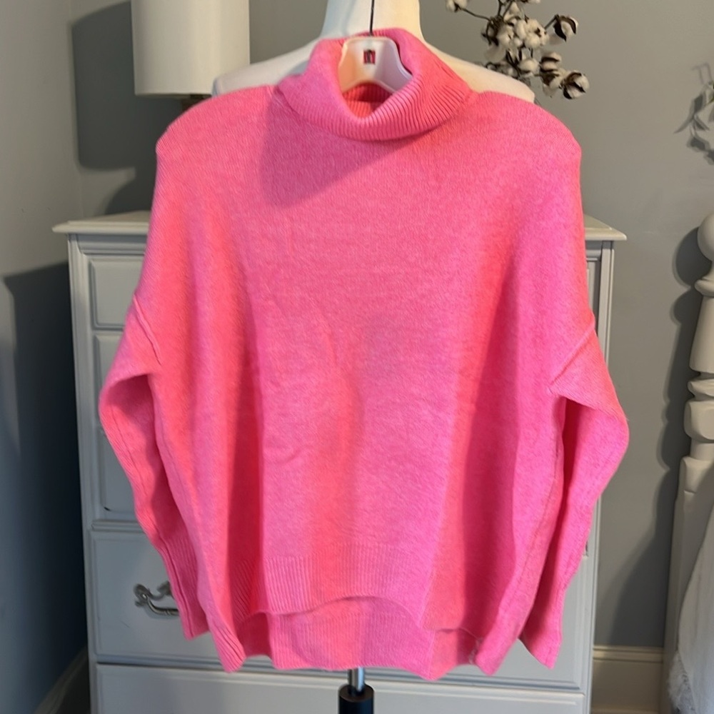 Vince Camuto Pop Pink Turtleneck Sweater Ultra Soft Womens Large New